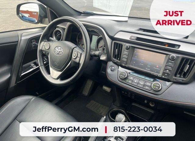 2016 Toyota RAV4 SE