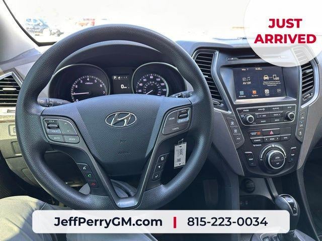 2017 Hyundai Santa Fe SE