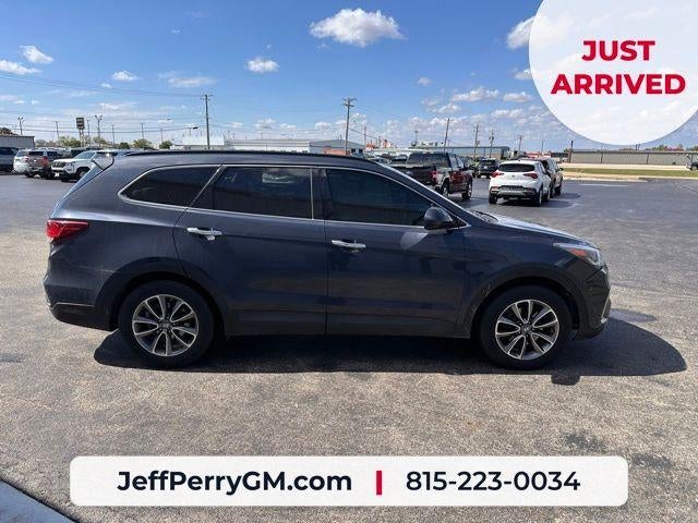 2017 Hyundai Santa Fe SE