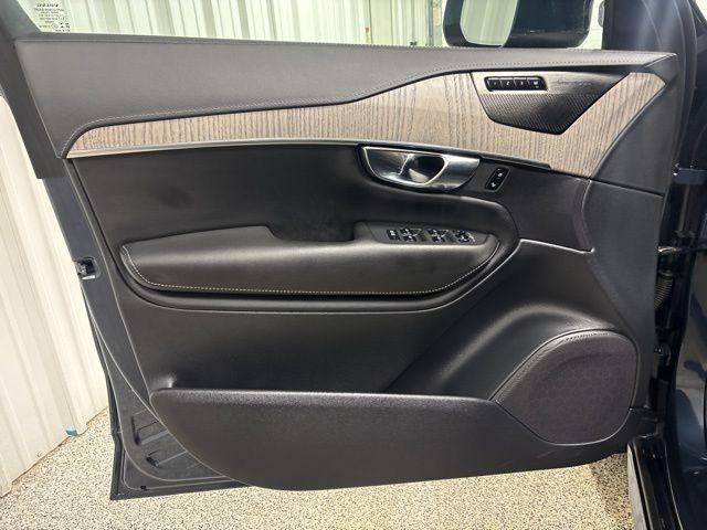 2021 Volvo XC90 T8 Inscription 7 Passenger