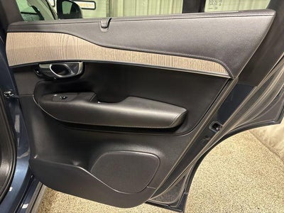 2021 Volvo XC90 T8 Inscription 7 Passenger